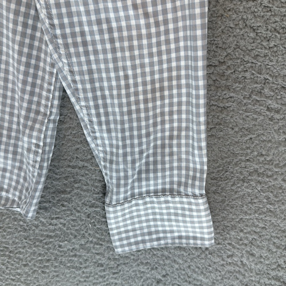 Faherty Gray & White Checkered Button Down Long S… - image 4